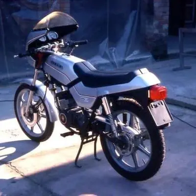 Studio-Gilera 125 S